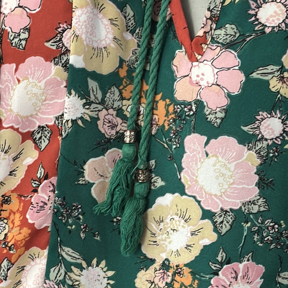 🌿 DR2 Daniel Rainn Floral Boho Tunic Blouse XL Green Flowy Tassel Top - Picture 10 of 12